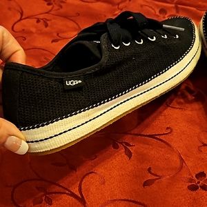 UGG SPORT SNEAKER